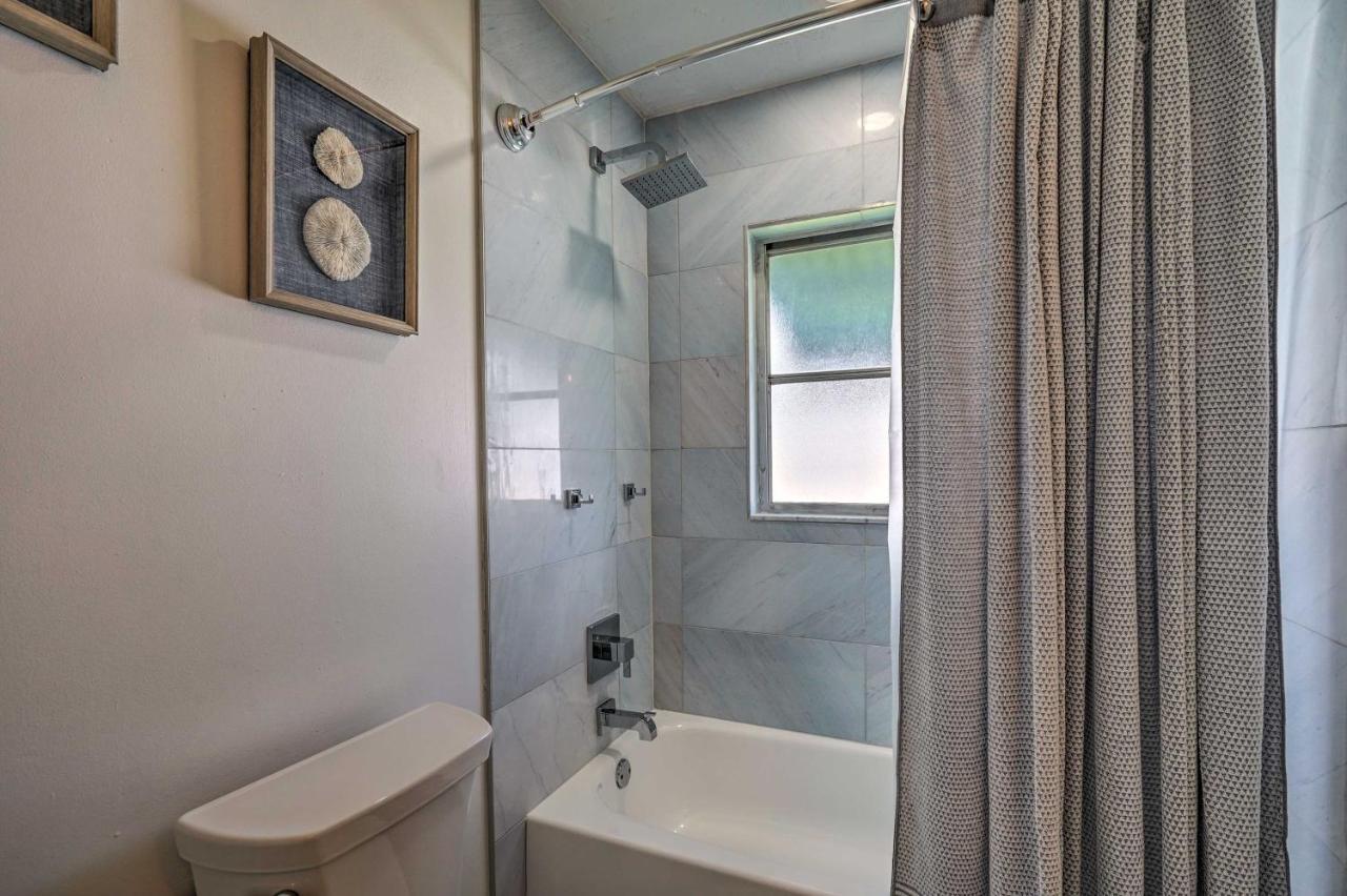 Naples Oasis With Screened Pool, Bike To Beach! Esterno foto